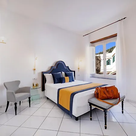 Bed & Breakfast Amalfi Resort 2*