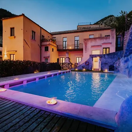 Amalfi Resort Bed & Breakfast