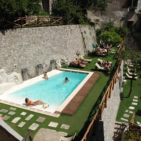 Amalfi Resort Bed & Breakfast
