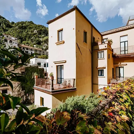 Amalfi Resort Couette-café