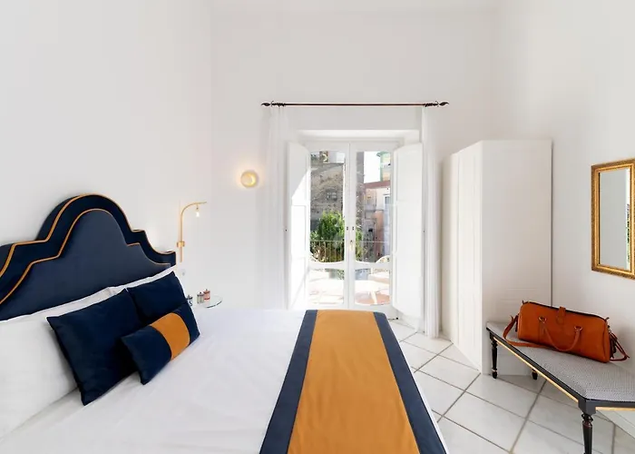 Amalfi Resort Bed and Breakfast 4*