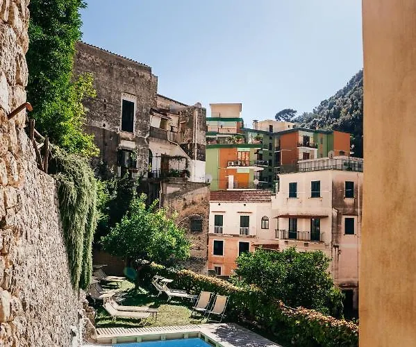 Amalfi Resort Bed and Breakfast